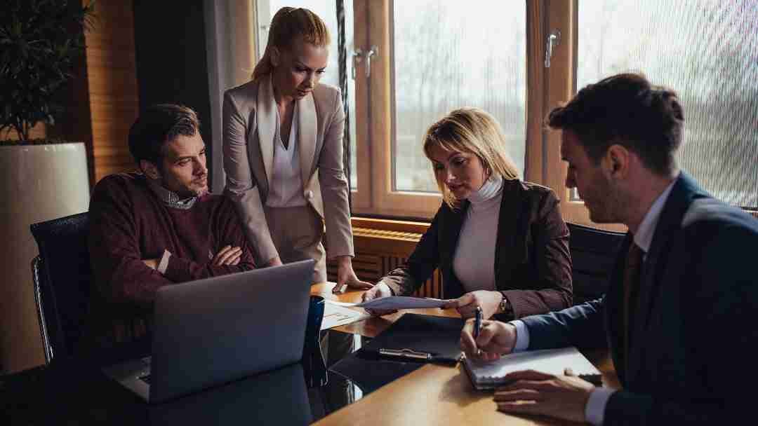 6 Lições essenciais de mídia social para altos executivos.